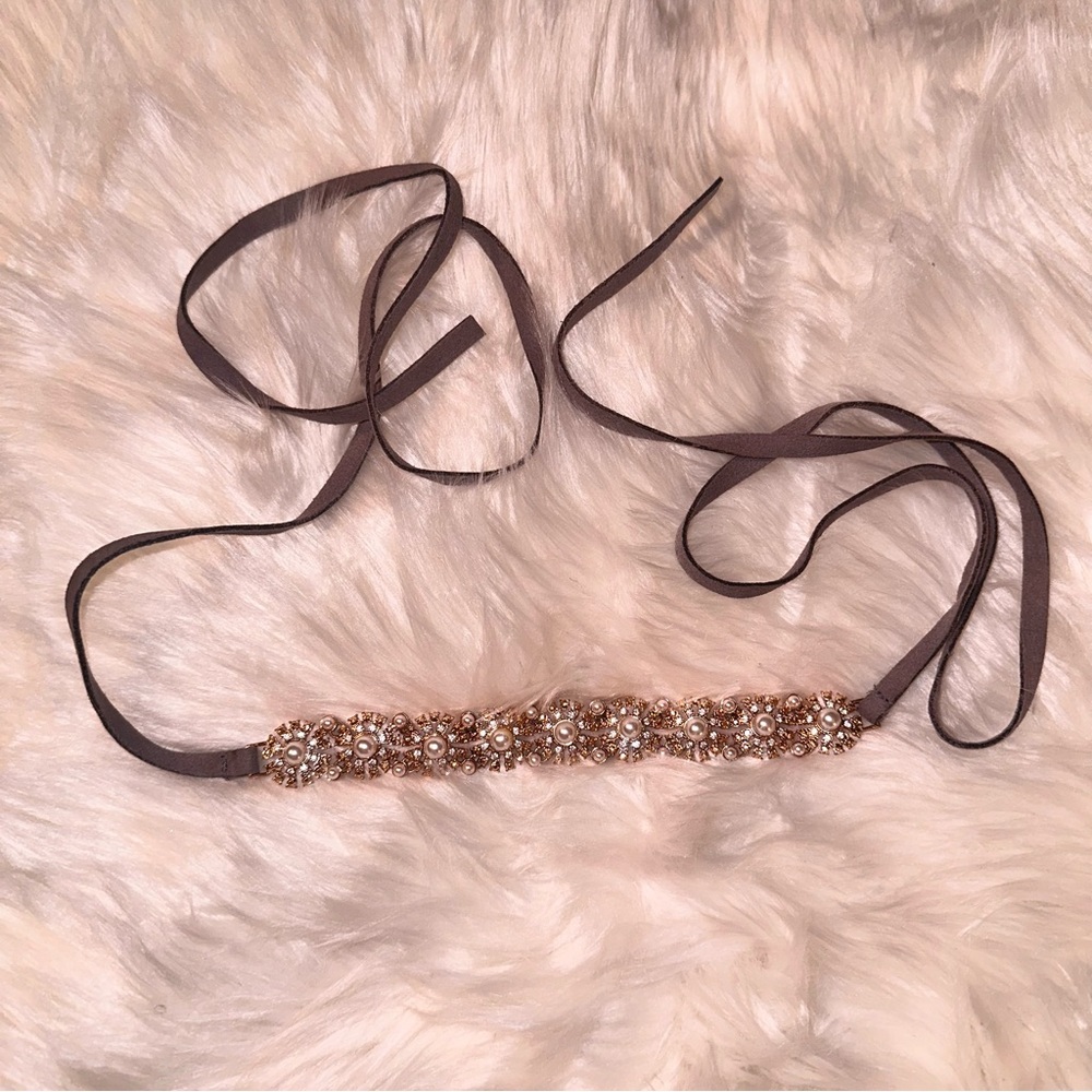 Pearl choker